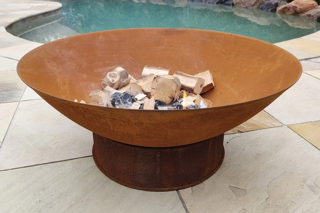 Greenlife Outdoor Fire Pit Cast Iron 600mm Deep Dish Bowl - Rust Patina - Image 3