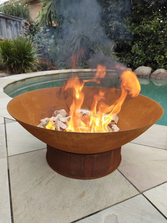 Greenlife Outdoor Fire Pit Cast Iron 600mm Deep Dish Bowl - Rust Patina - Image 5