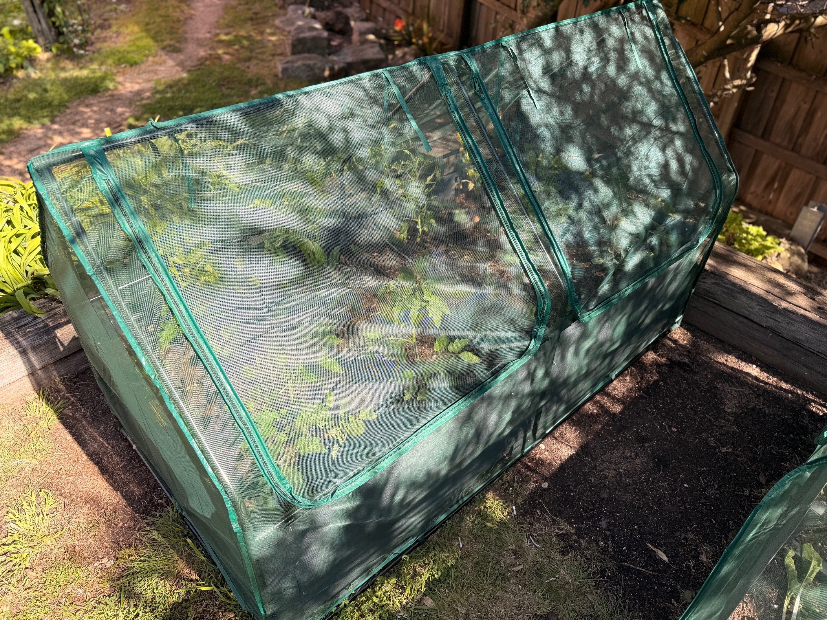 Greenlife Large Drop Over Netting Cover 1850 x 950 x 1020mm (No frame or connectors) - Image 6