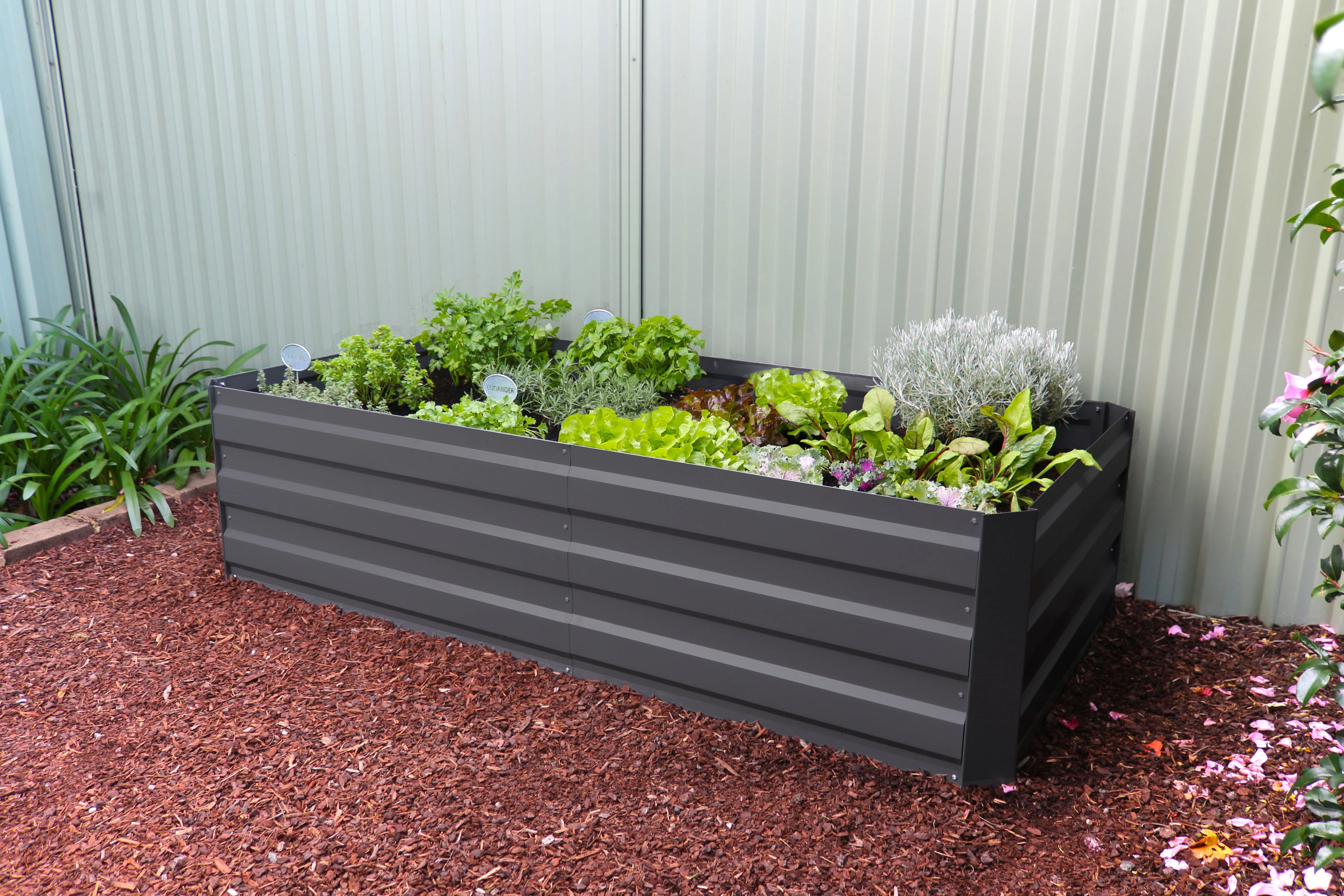 Greenlife Large Raised Garden Bed with 2 Support Braces 1800 x 900 x 450mm Charcoal - Image 3