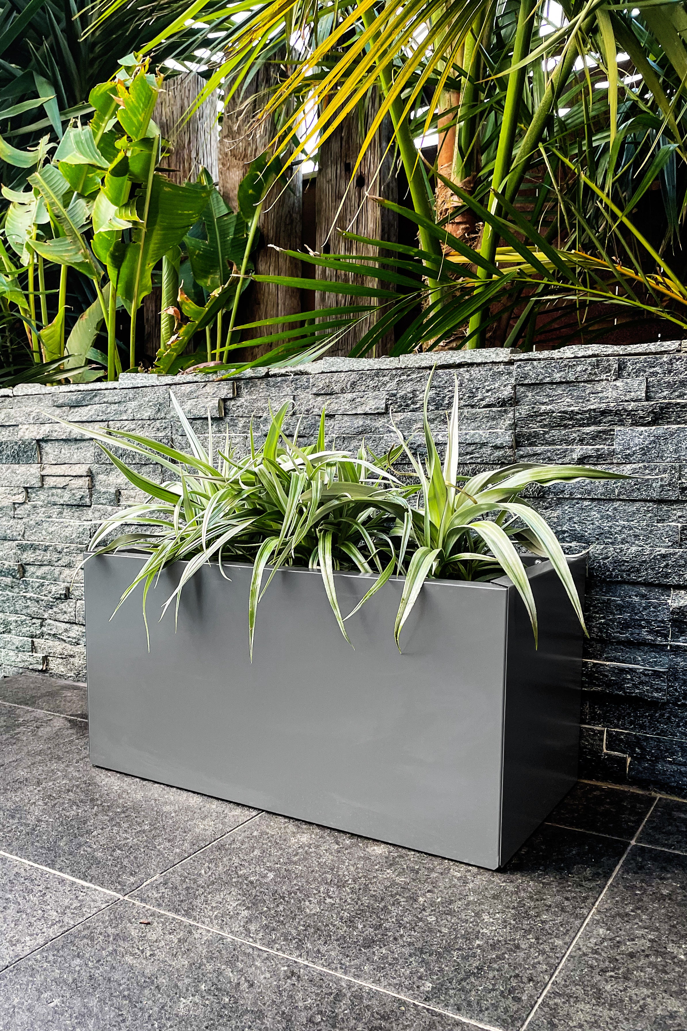 Greenlife Metal Designer Planter Box with Base 600 x 300 x 300mm Slate Grey - Image 2