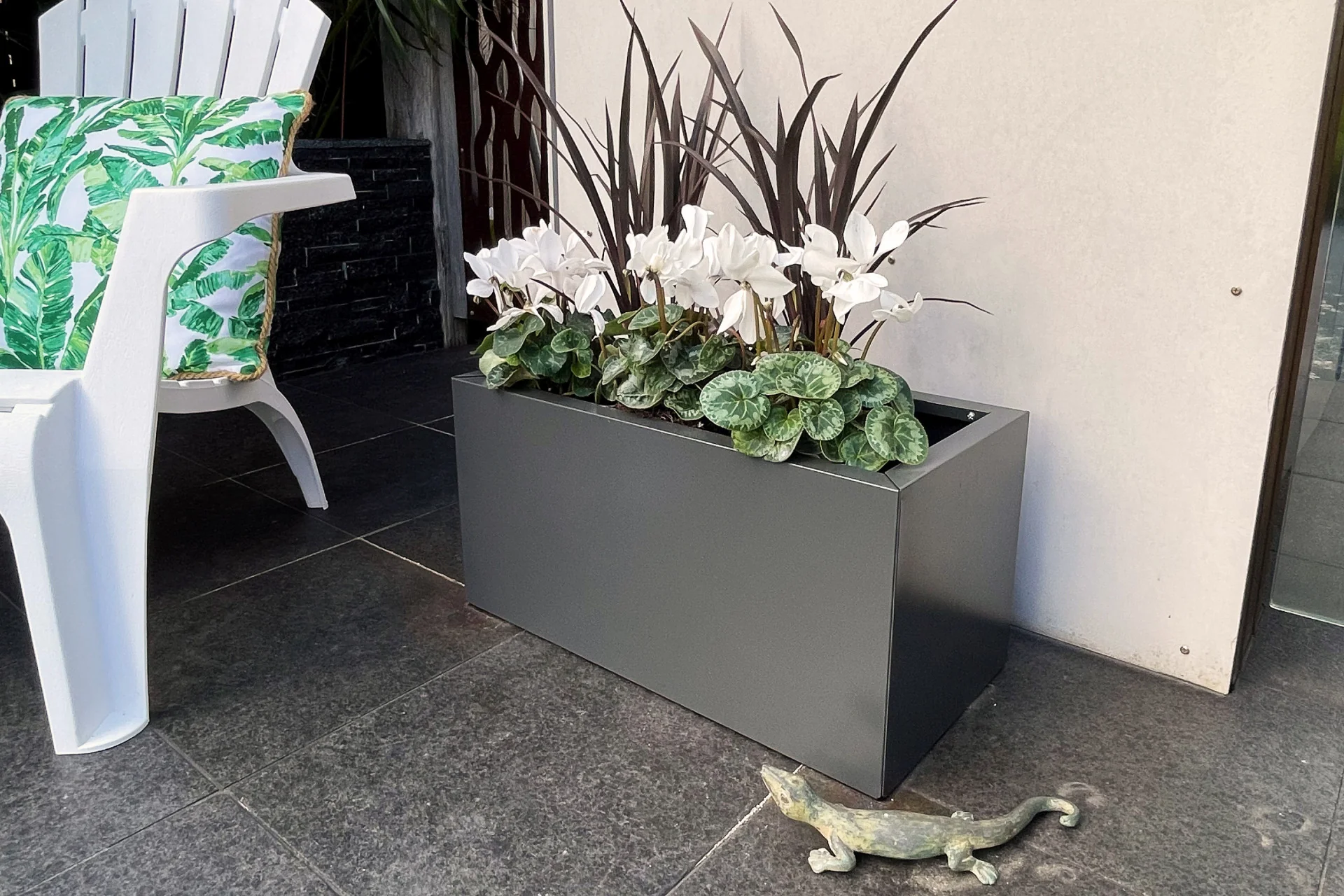Greenlife Metal Designer Planter Box with Base 600 x 300 x 300mm Charcoal - Image 4