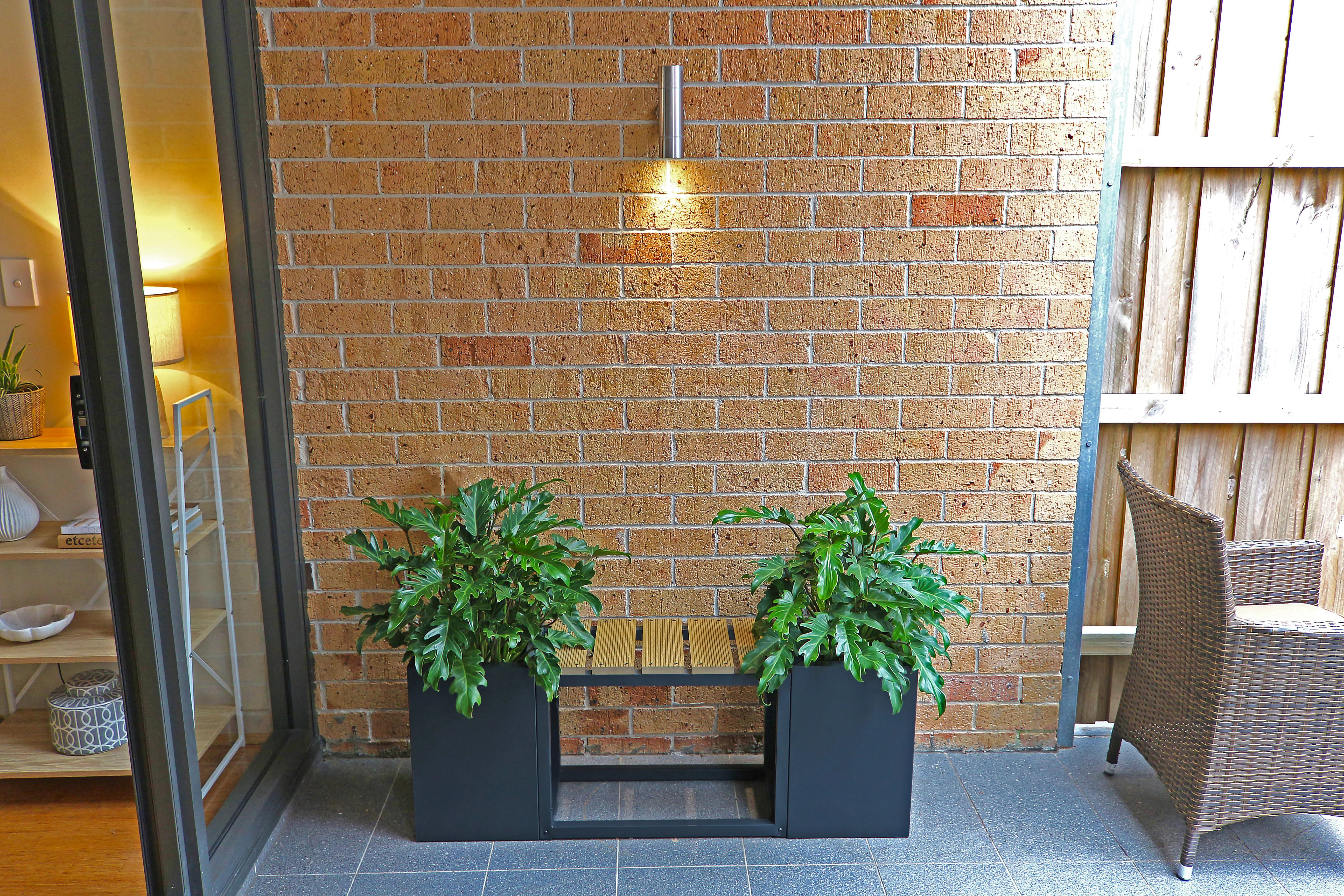 Greenlife Metal Designer Planter Boxes & Composite Seat - Charcoal - Image 4