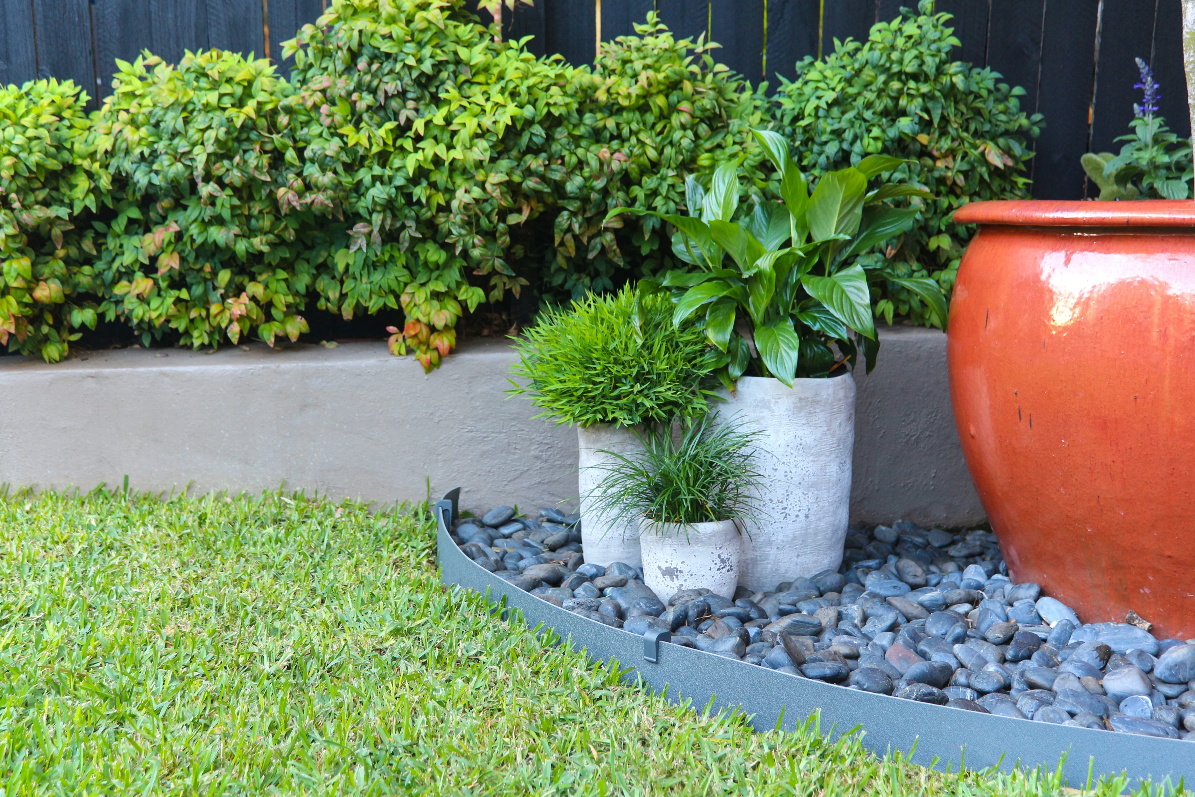 Greenlife Recycled Plastic Garden Edging - 10m x 150mm - Slate Grey - Image 2