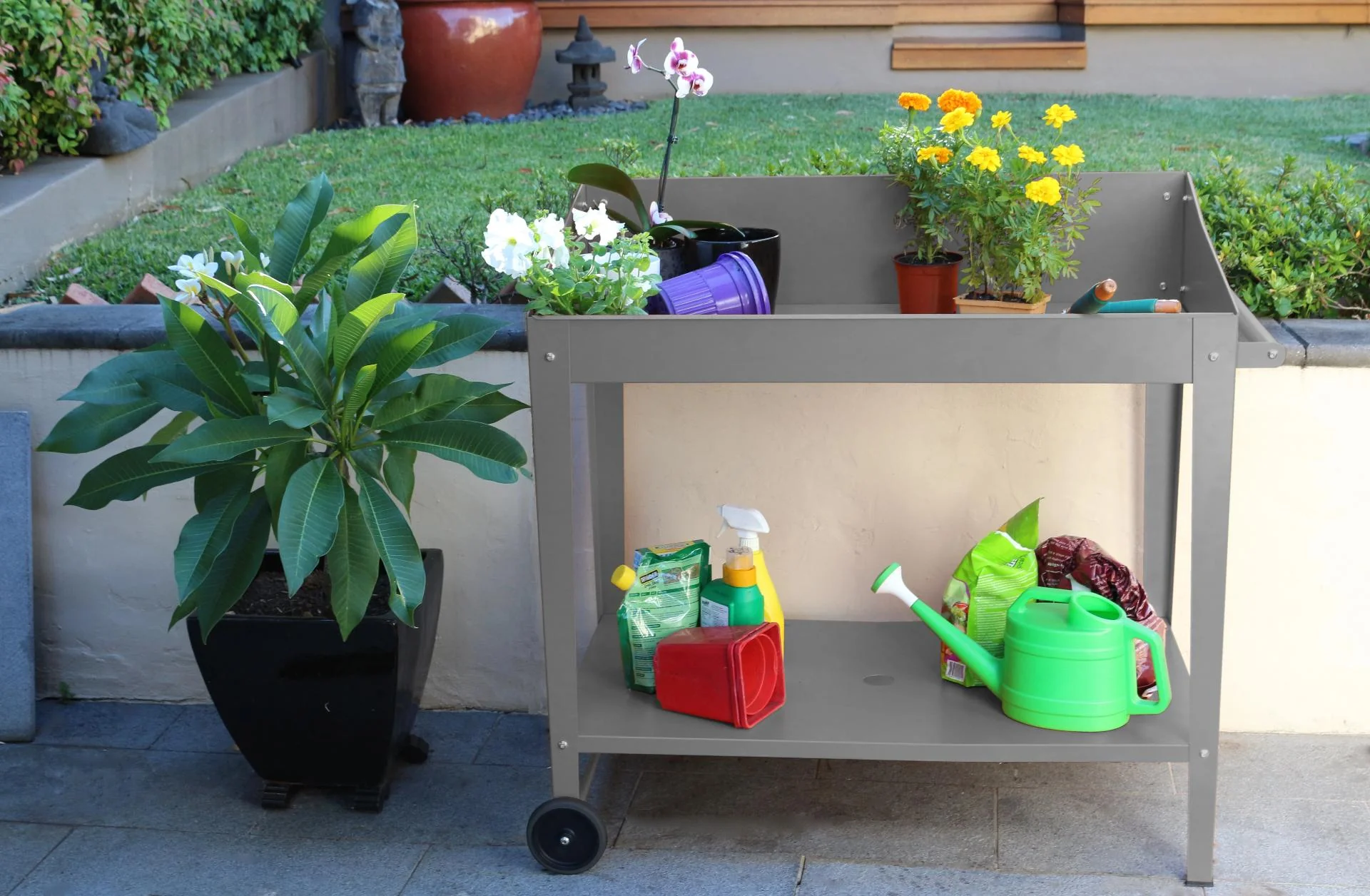Greenlife Sturdy Mobile Potting Bench - 1000 x 550 x 1010mm - Slate Grey - Image 2