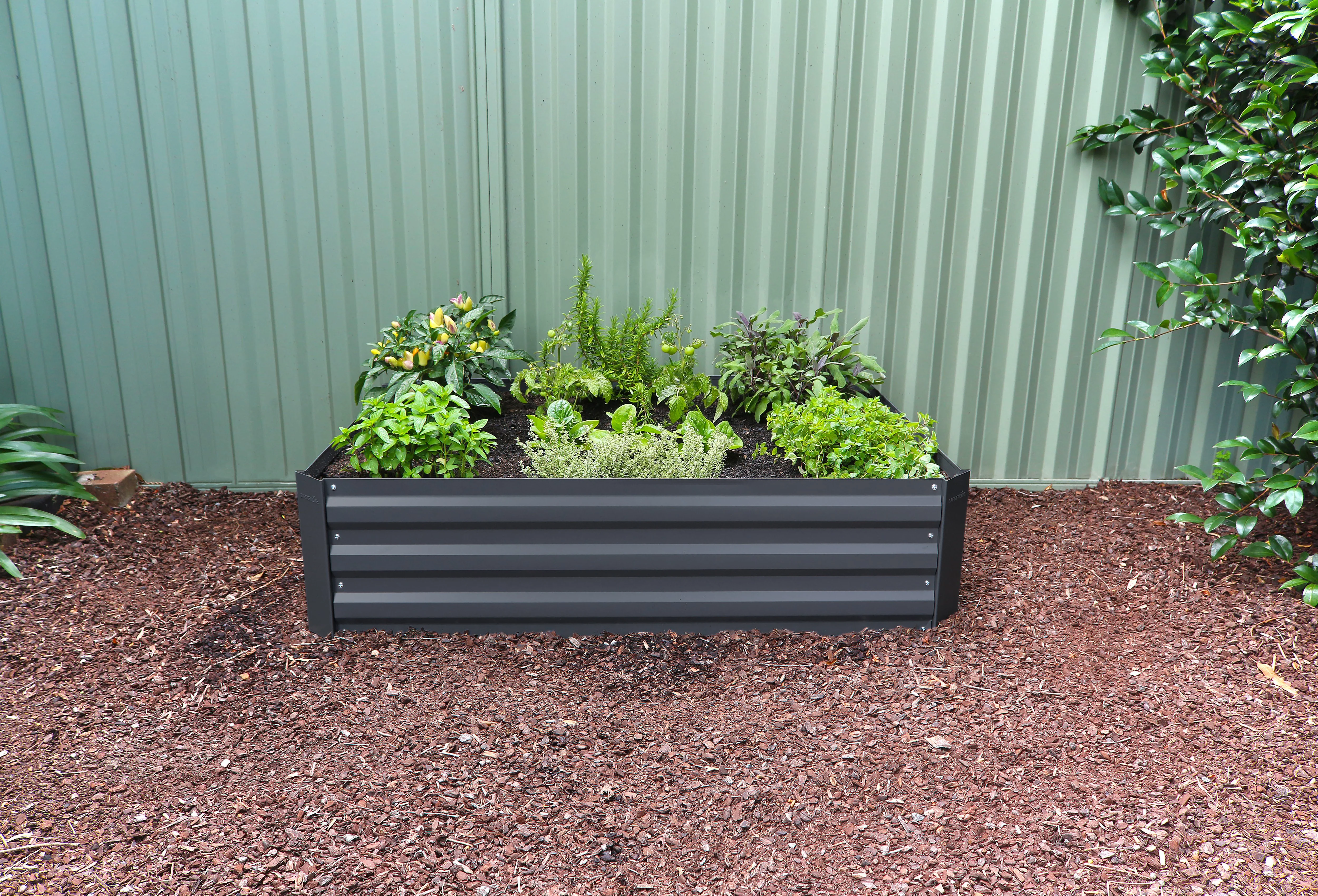 Greenlife Raised Garden Bed - 1200 x 900 x 300mm - Charcoal - Image 7