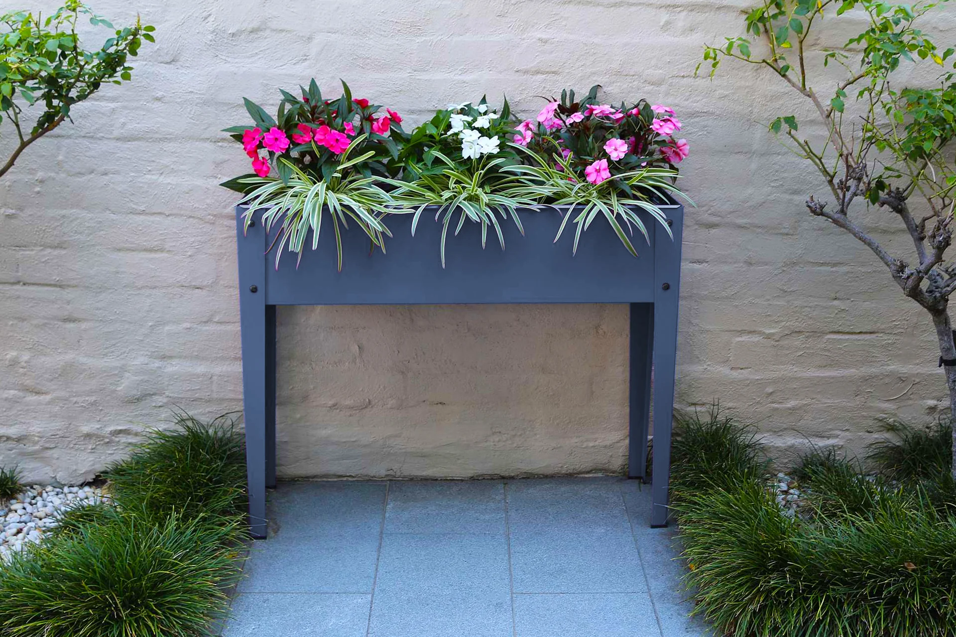 Greenlife Raised Garden Planter 1000 x 300 x 800mm - Slate Grey - Image 4