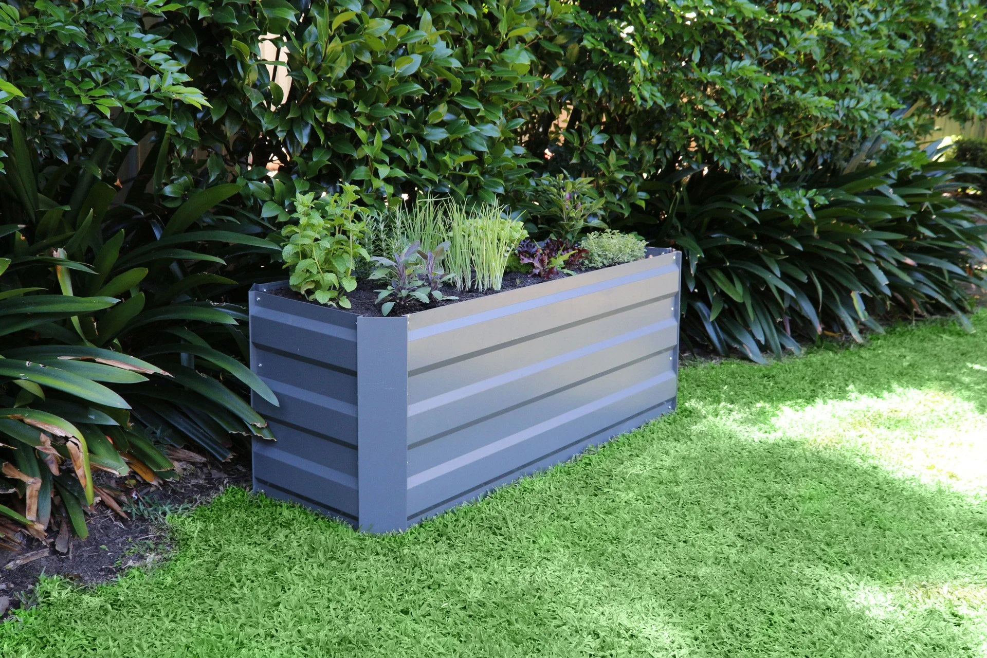 Greenlife Slimline Raised Garden Bed - 1200 x 450 x 450mm - Slate Grey - Image 4
