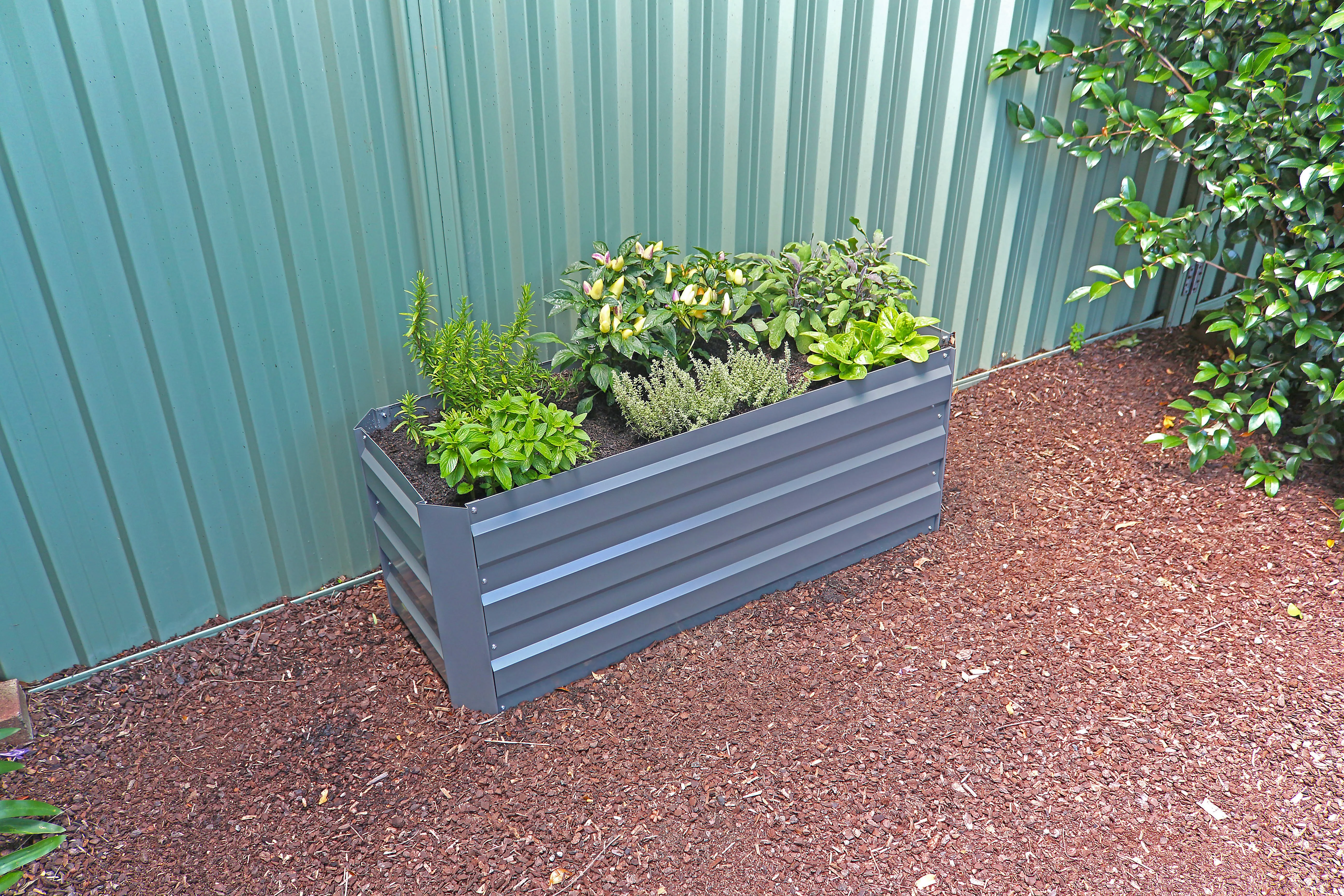 Greenlife Slimline Raised Garden Bed - 1200 x 450 x 450mm - Slate Grey - Image 9