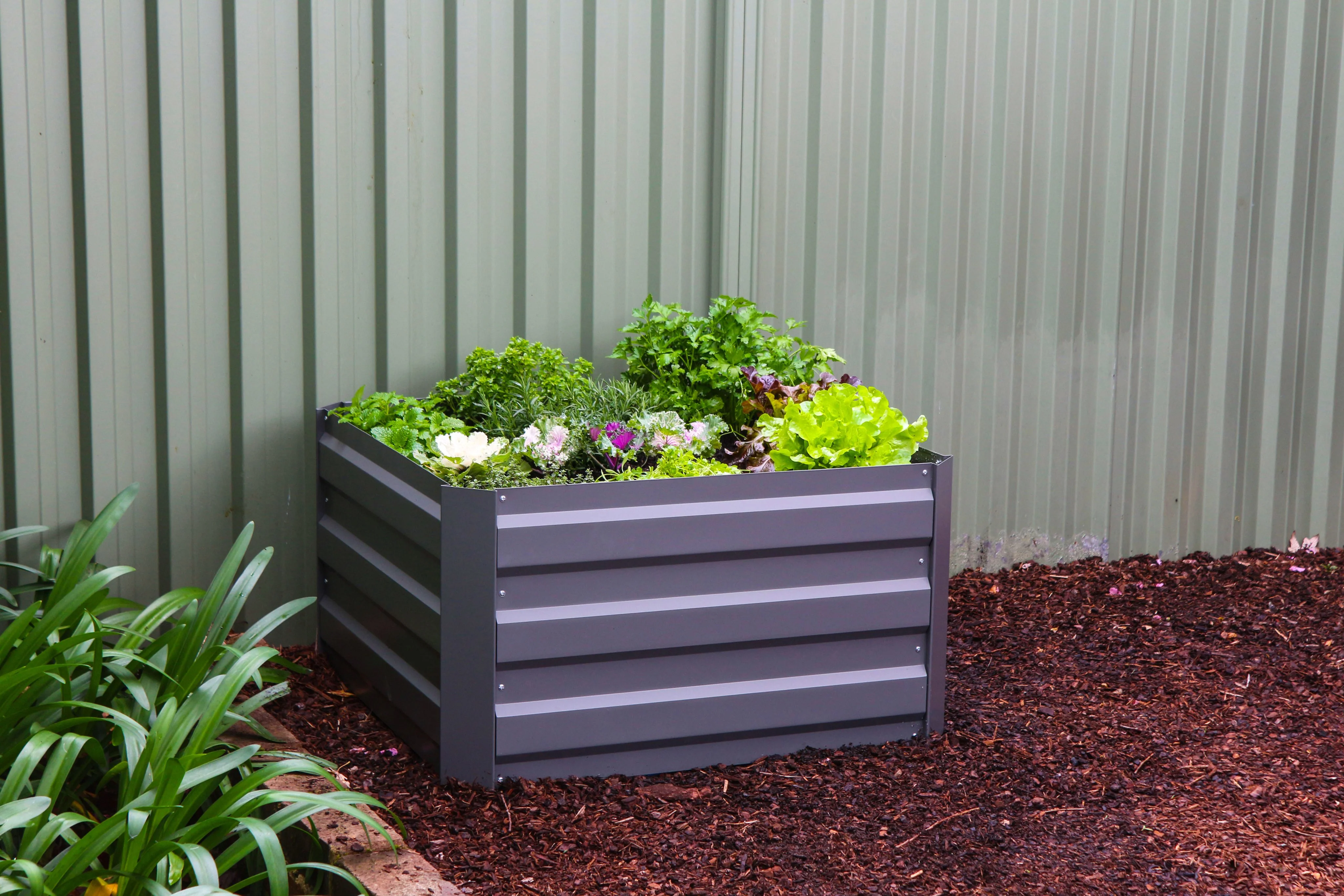 Greenlife Square Raised Garden Bed 850 x 850 x 450mm - Slate Grey - Image 3