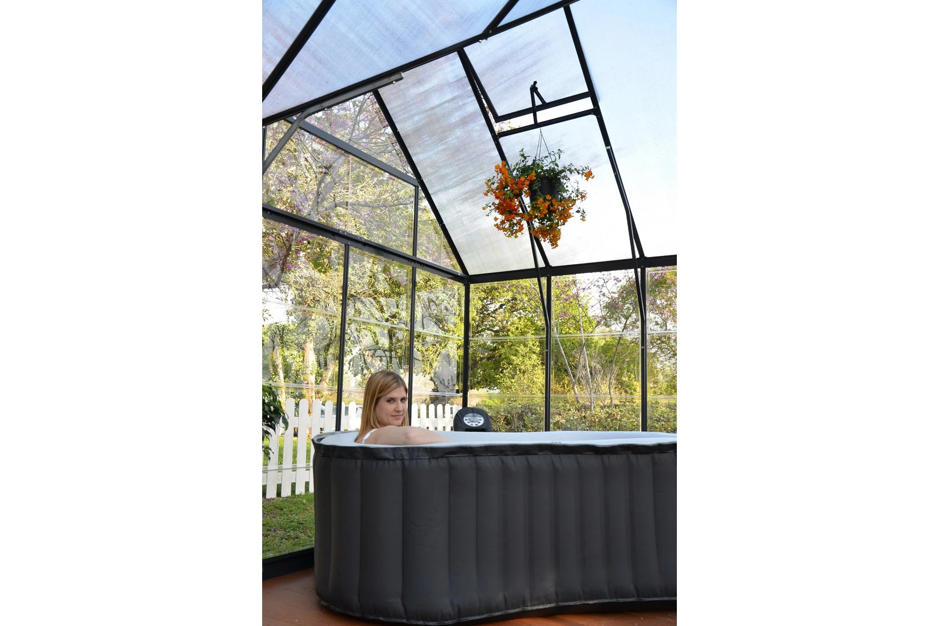 Maze Victory Premium Polycarbonate Greenhouse - Image 6
